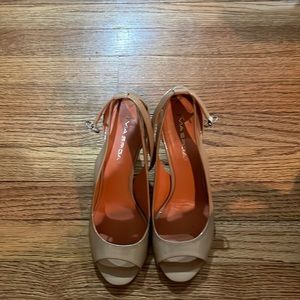 Via Spiga taupe Patent Peep Toe Heels